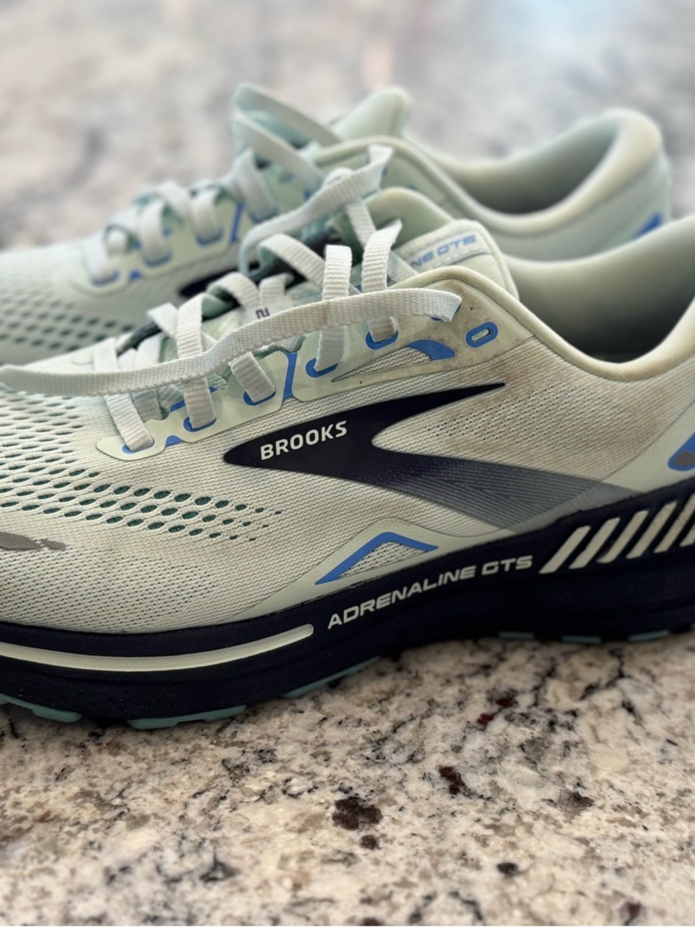 Brooks Adrenaline GTS 23 Running Shoes Women’s Size 9.5 Blue & Aqua Sneakers - Picture 2 of 6